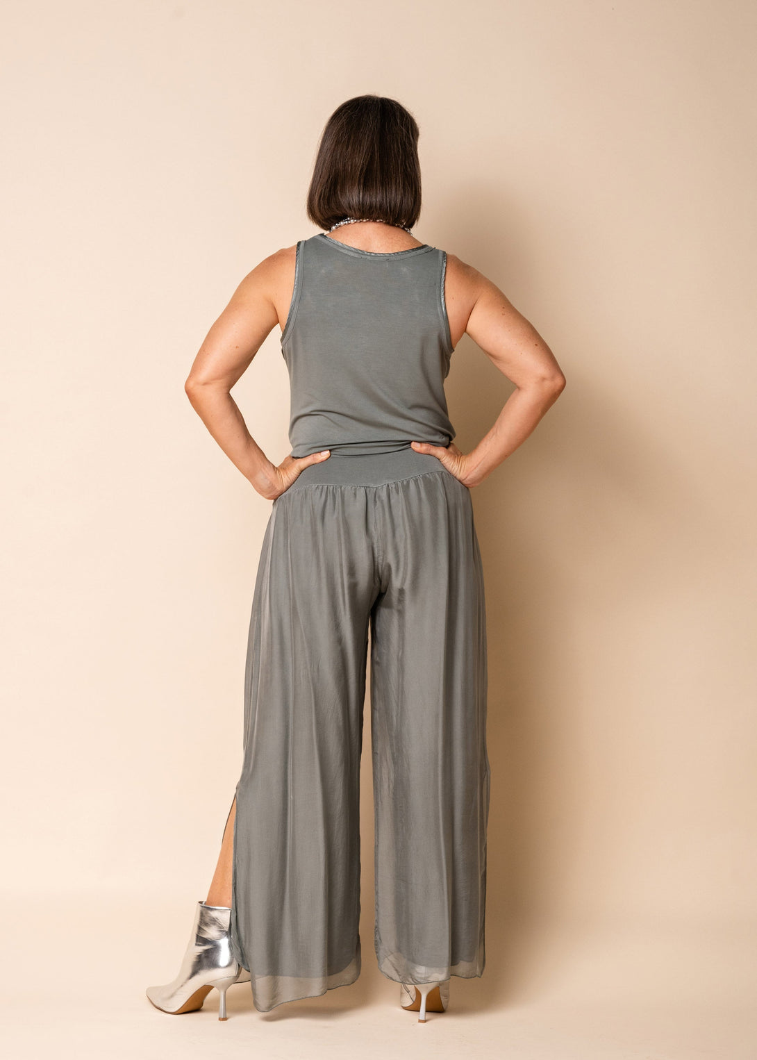 Gia Silk Pants in Gum Leaf