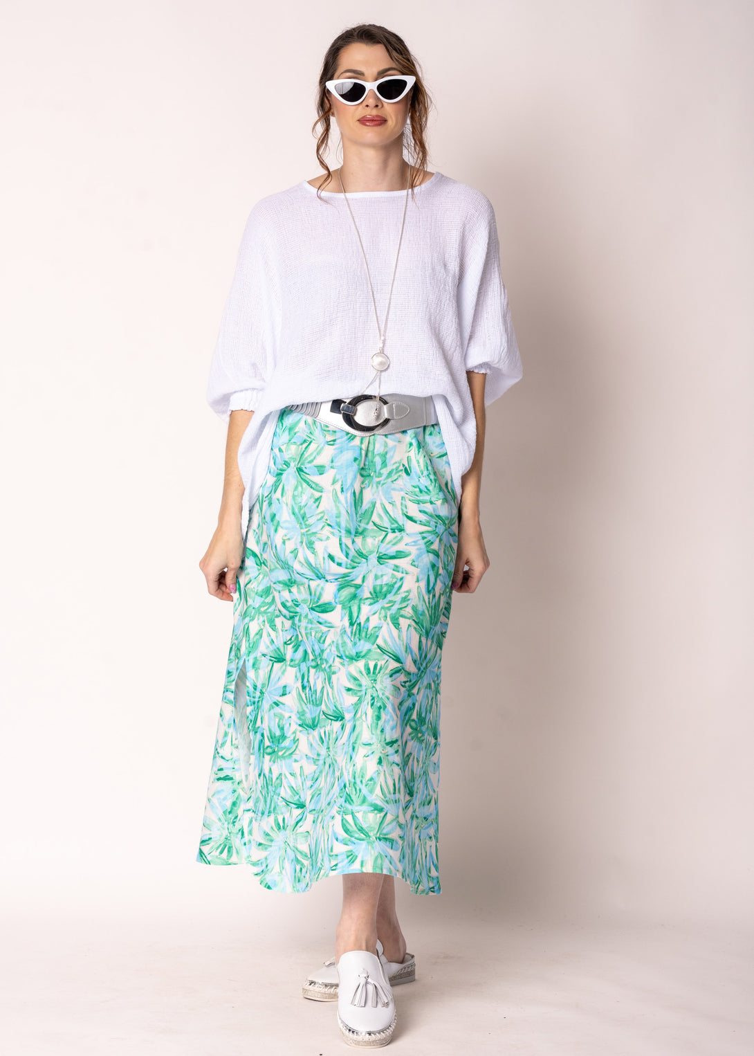 Aloura Linen Blend Skirt in Capri Green - Imagine Fashion