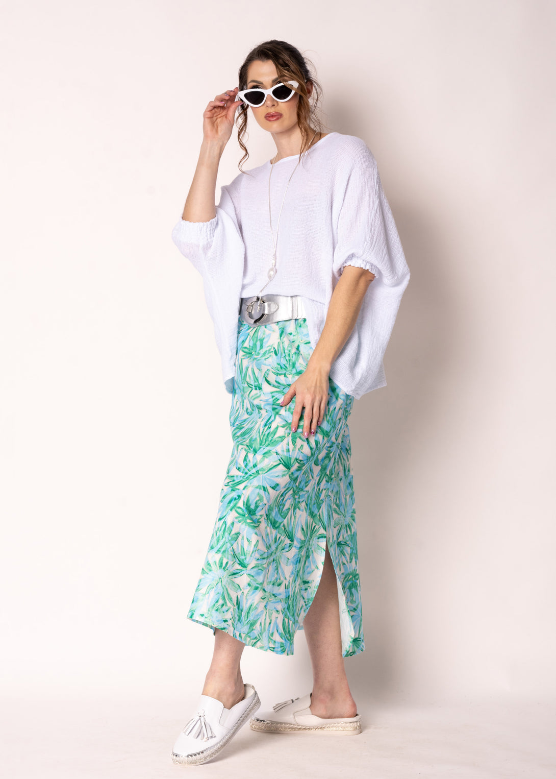 Aloura Linen Blend Skirt in Capri Green - Imagine Fashion