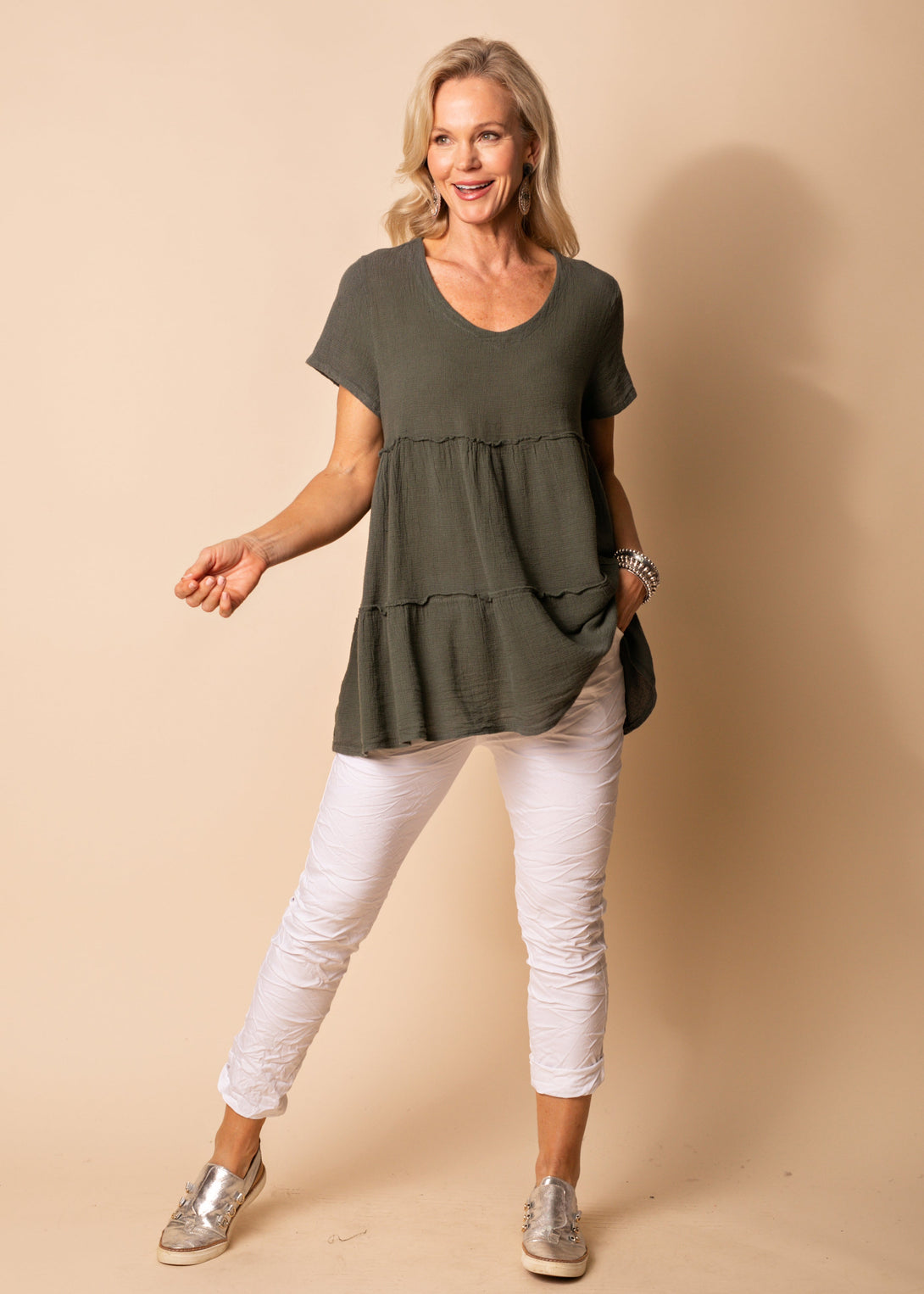 Nessa Linen V Neck Top in Khaki