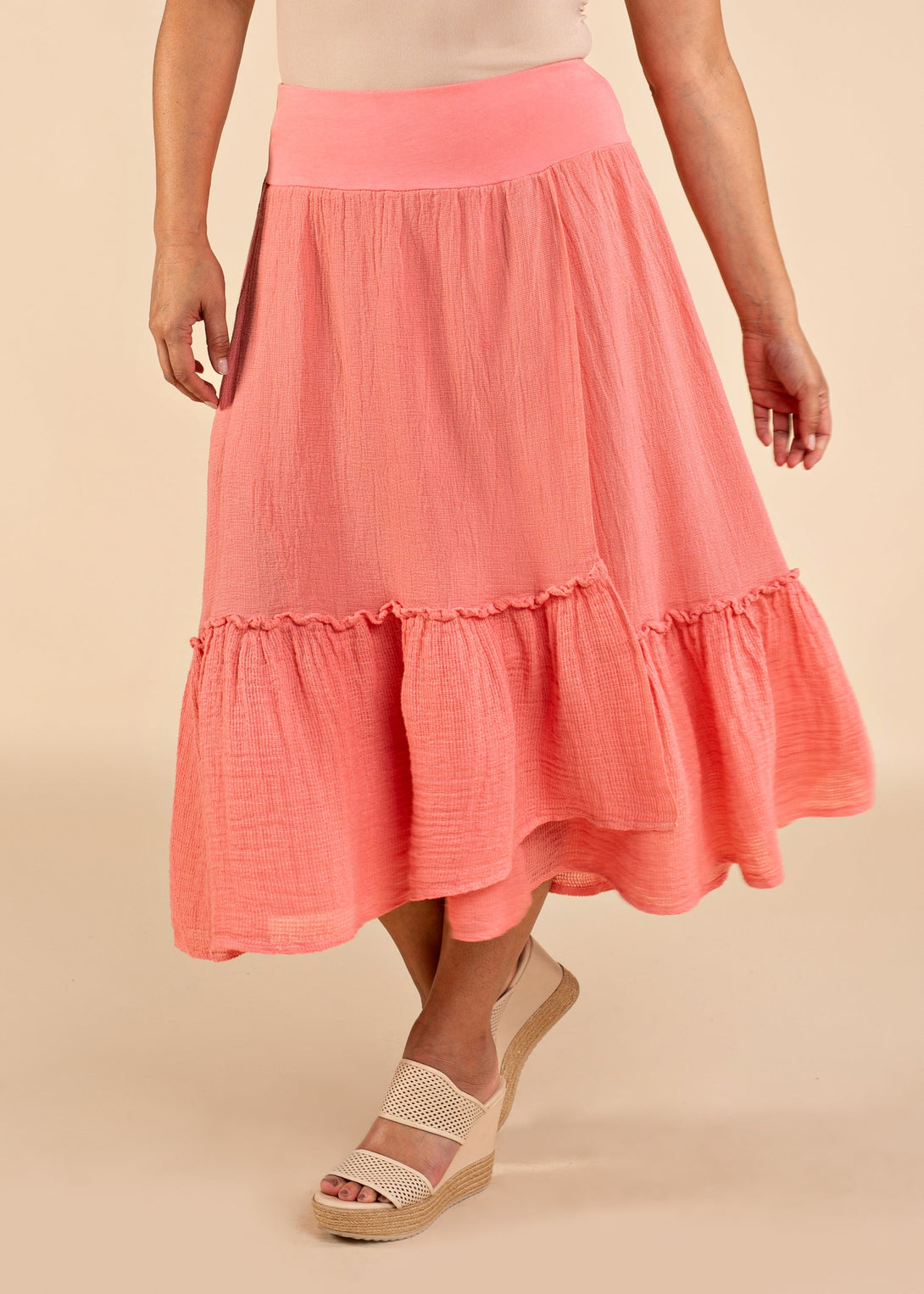 Elva Linen Skirt in Coral Crush