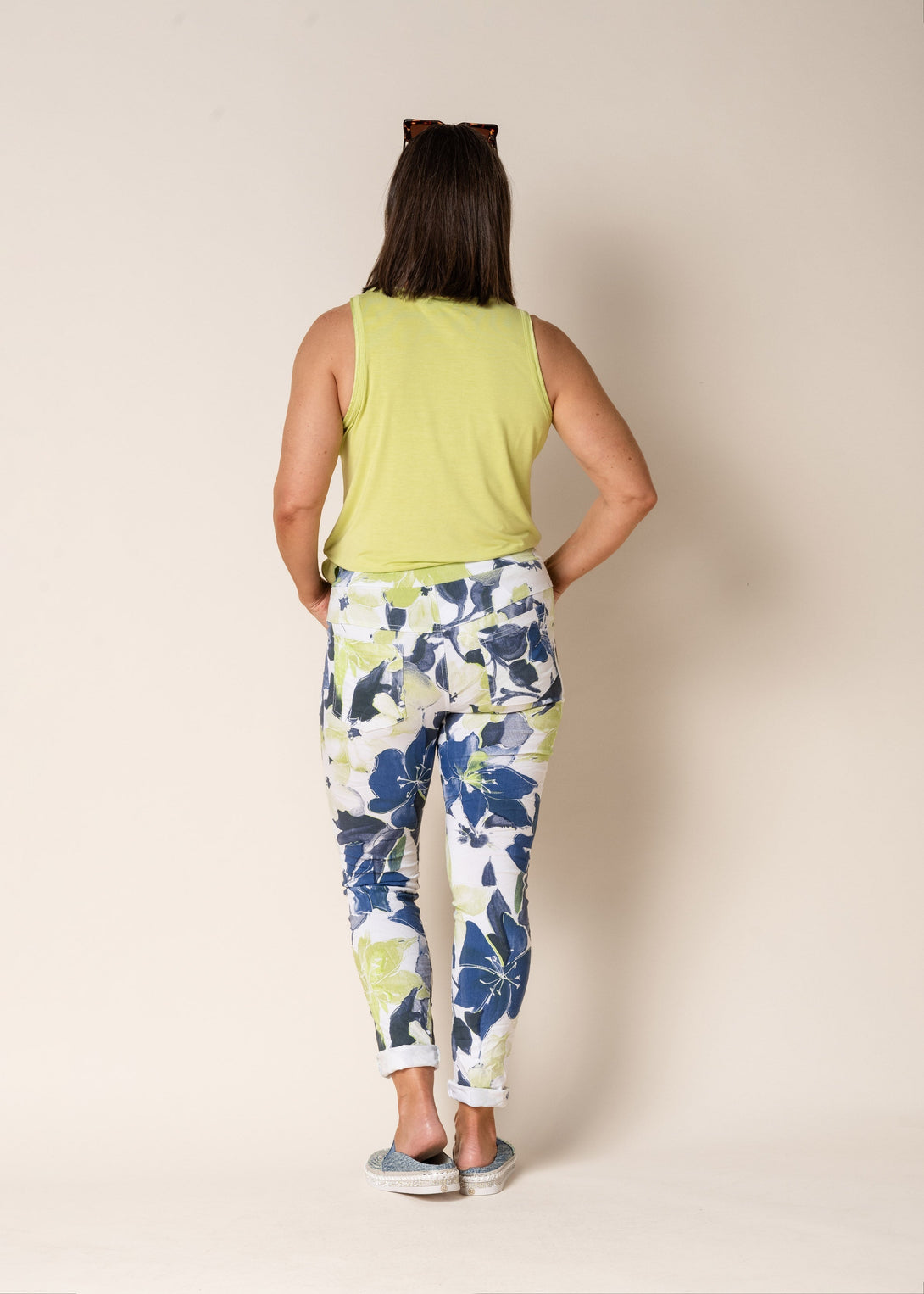 Brittny Pants in Lime Splice