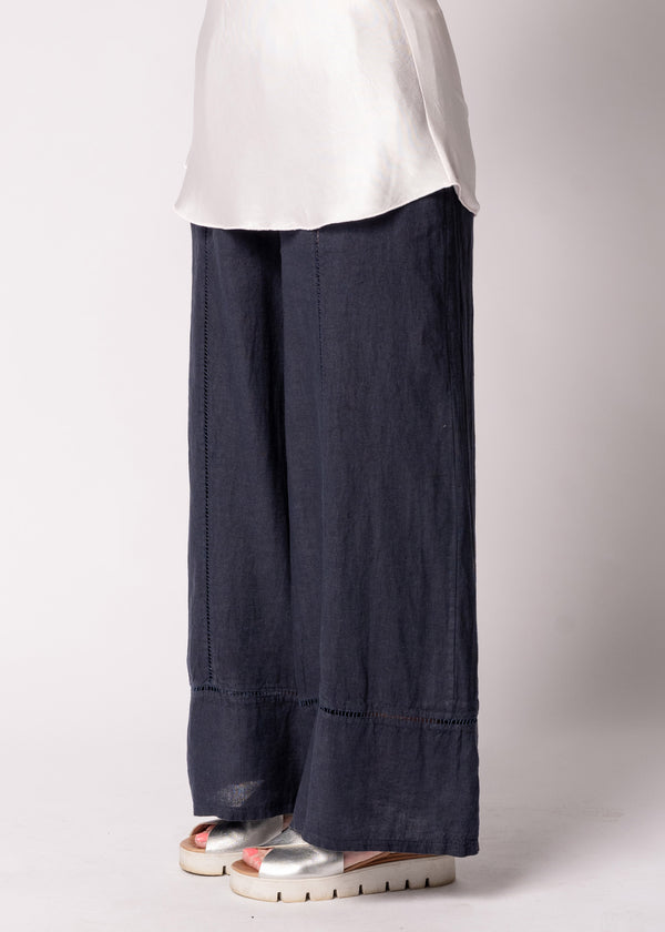 Saphina Linen Pants in Navy