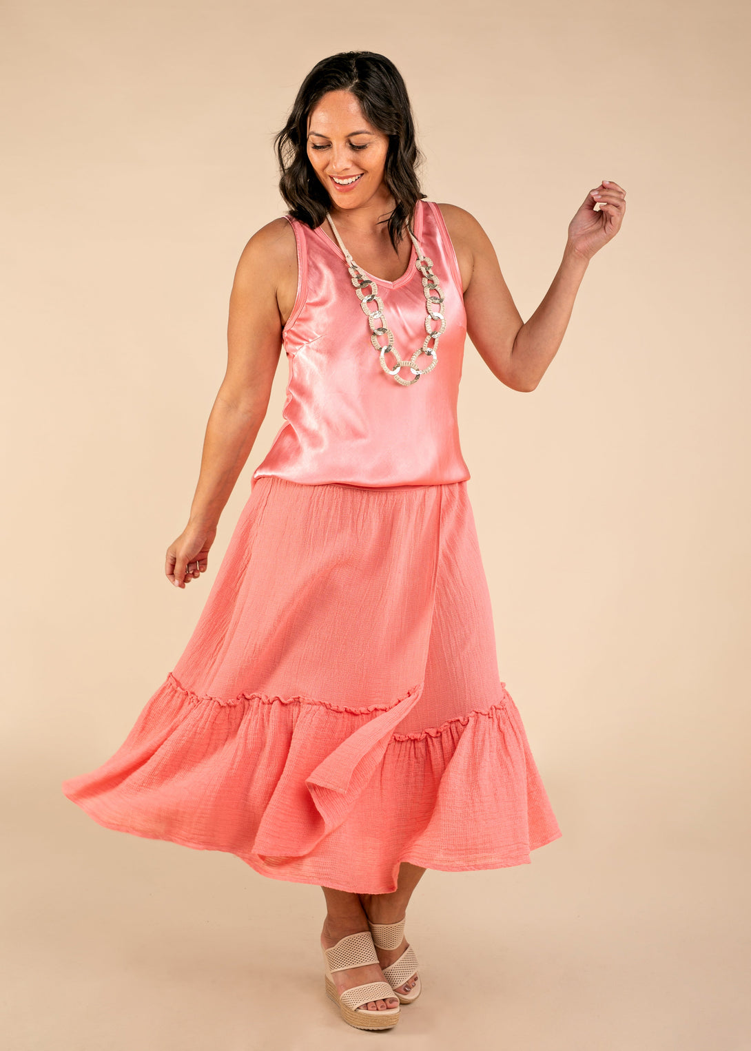 Elva Linen Skirt in Coral Crush