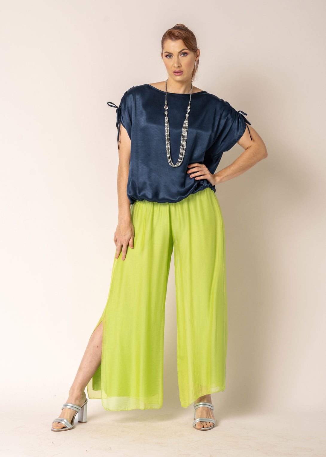 Aploy Top in Navy - Imagine Fashion
