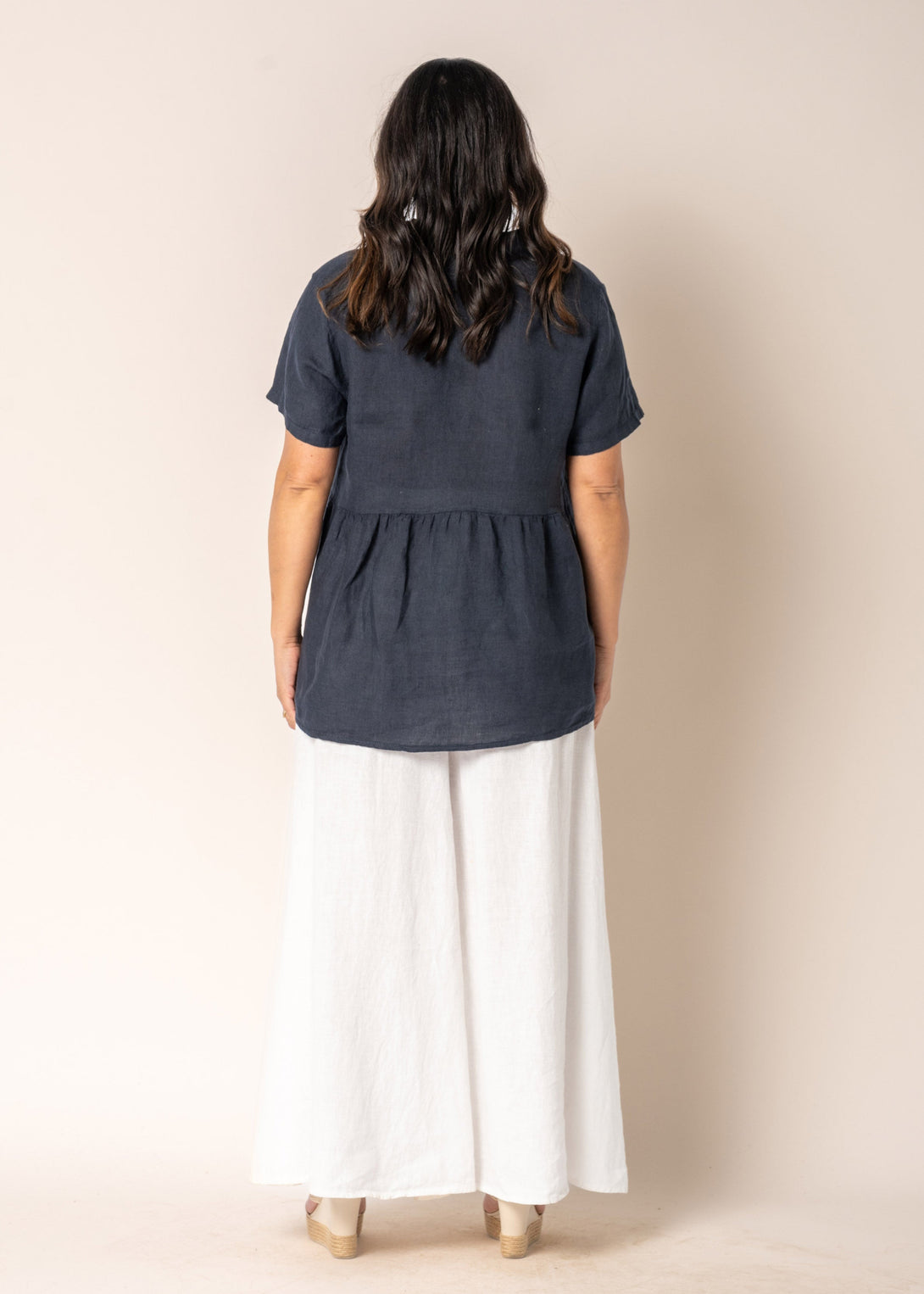 Aster Linen Top in Navy