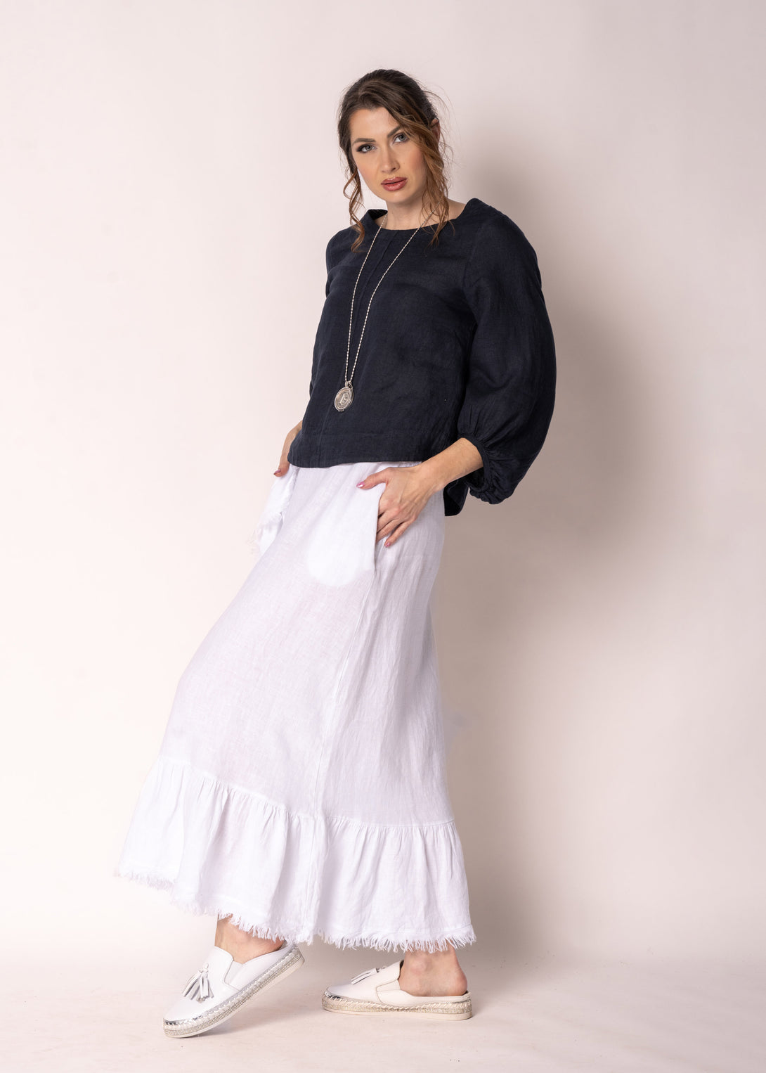Gessica Linen Skirt in White - Imagine Fashion