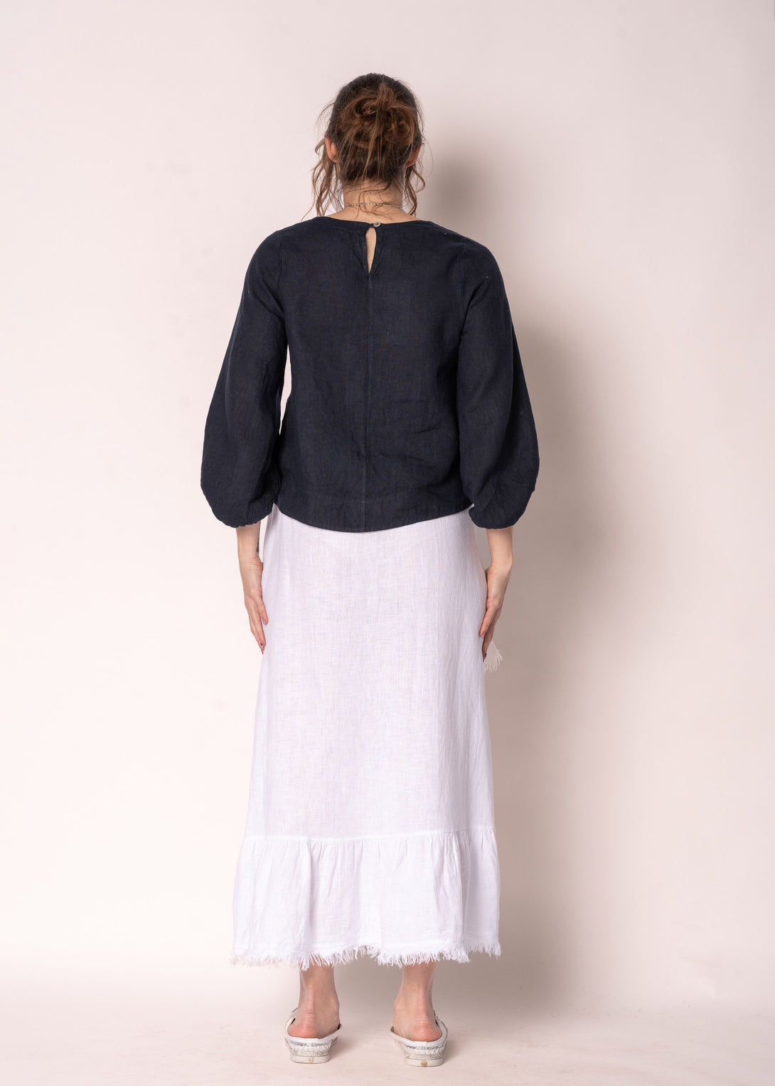 Gessica Linen Skirt in White - Imagine Fashion
