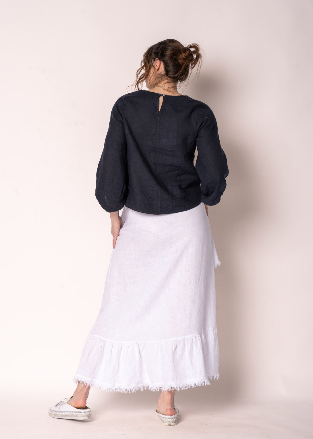 Gessica Linen Skirt in White - Imagine Fashion