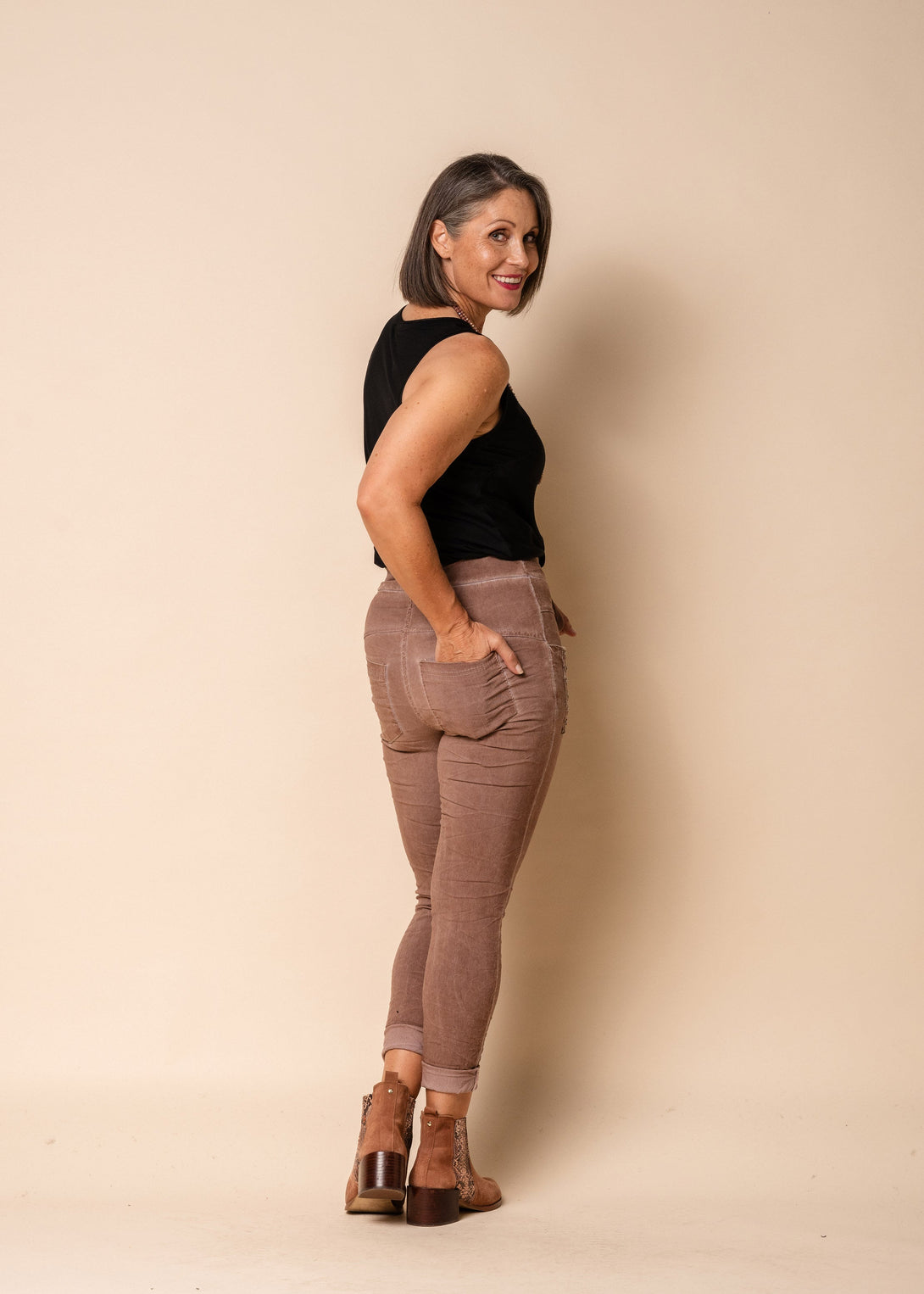 Irene Pants in Nutmeg