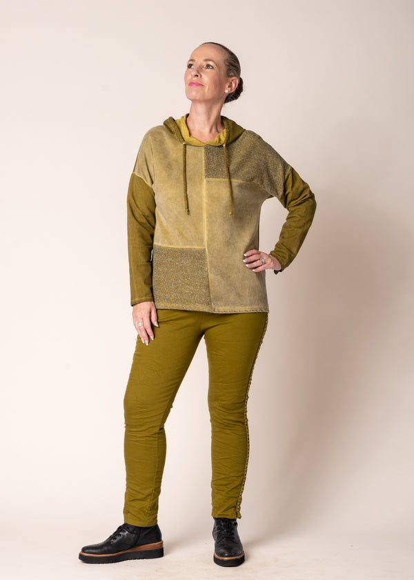 Rika Top in Green Olive