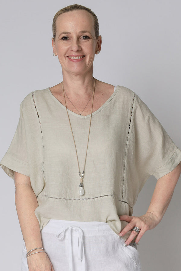 Bexley Linen Top in Latte