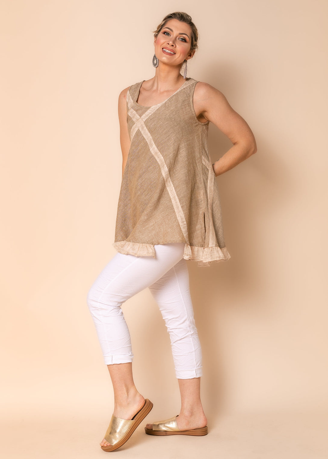 Bethany Linen Blend Top in Desert