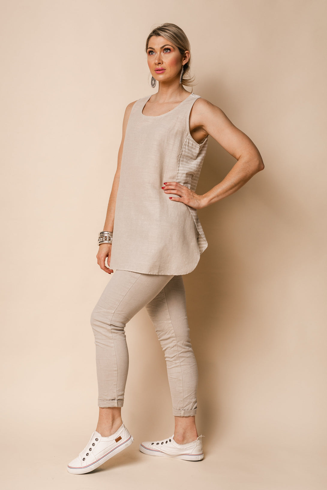 Mari Linen Blend Top in Latte