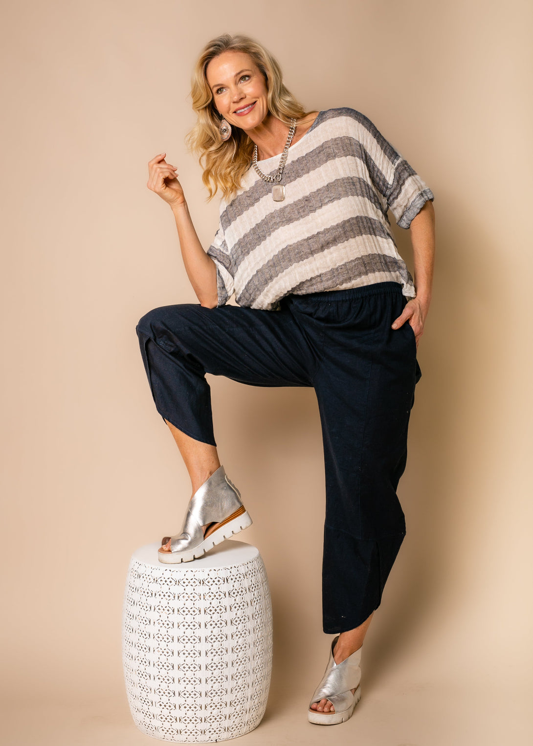 Rowen Linen Blend Pants in Navy - Imagine Fashion