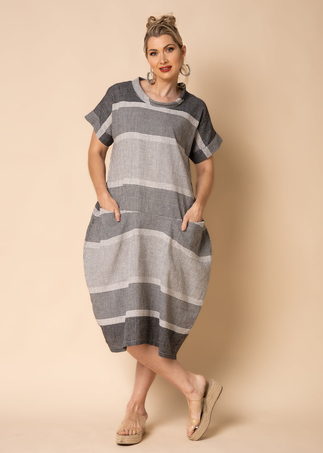 Bobbie Linen Blend Dress in Onyx