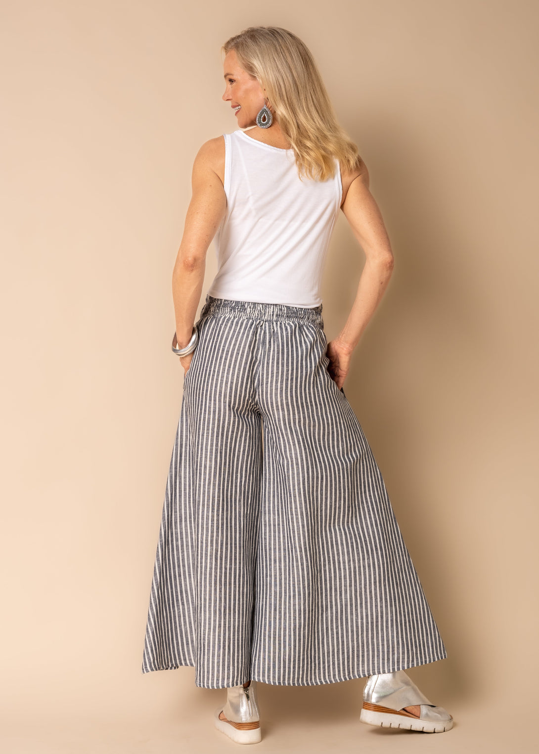 Estella Linen Blend Pants in Navy