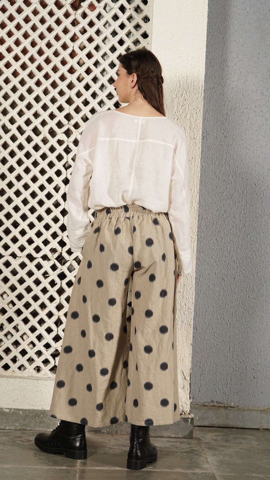 Mary Linen Blend Pant in Latte