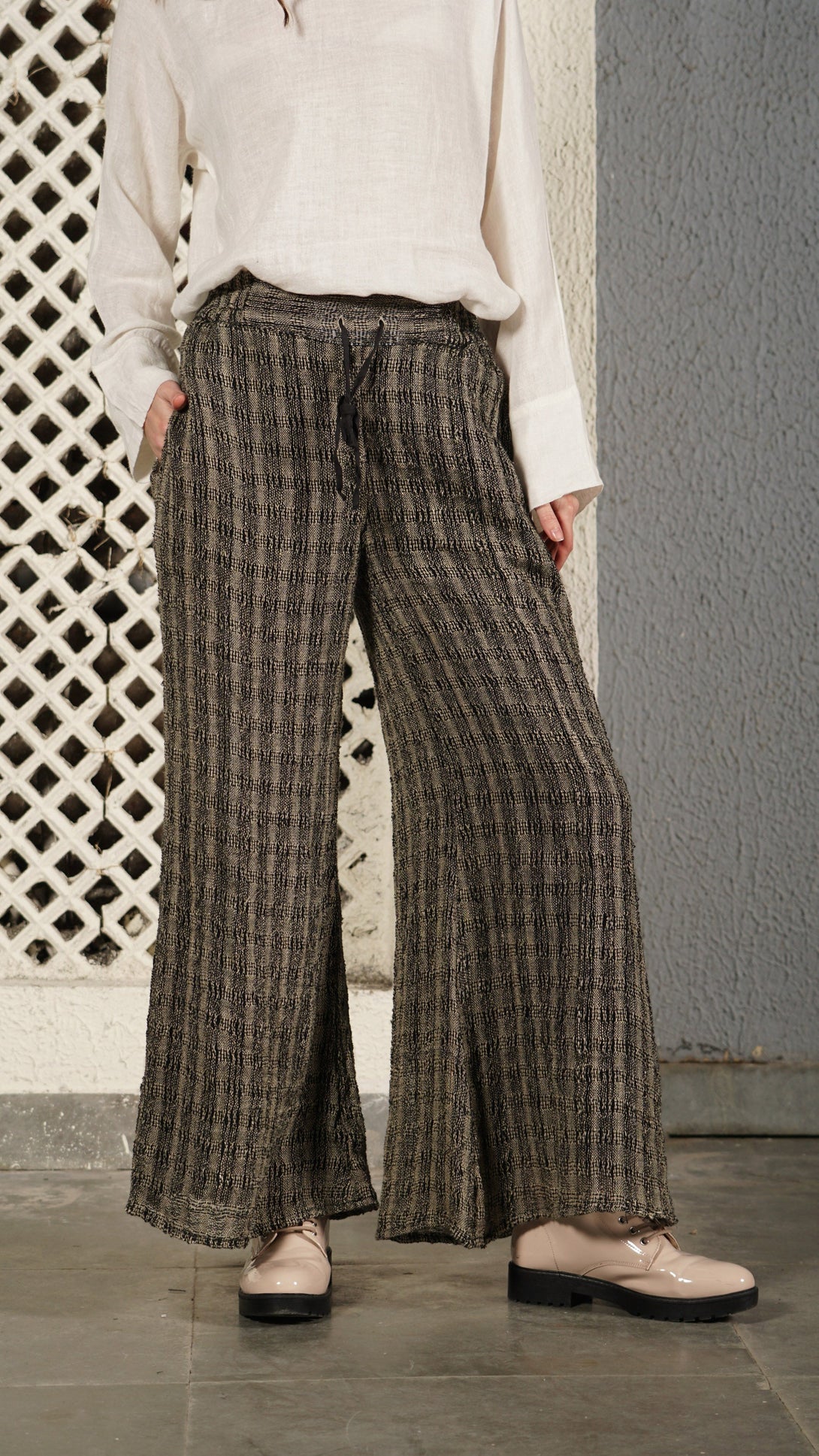 Dara Linen Pant in Onyx