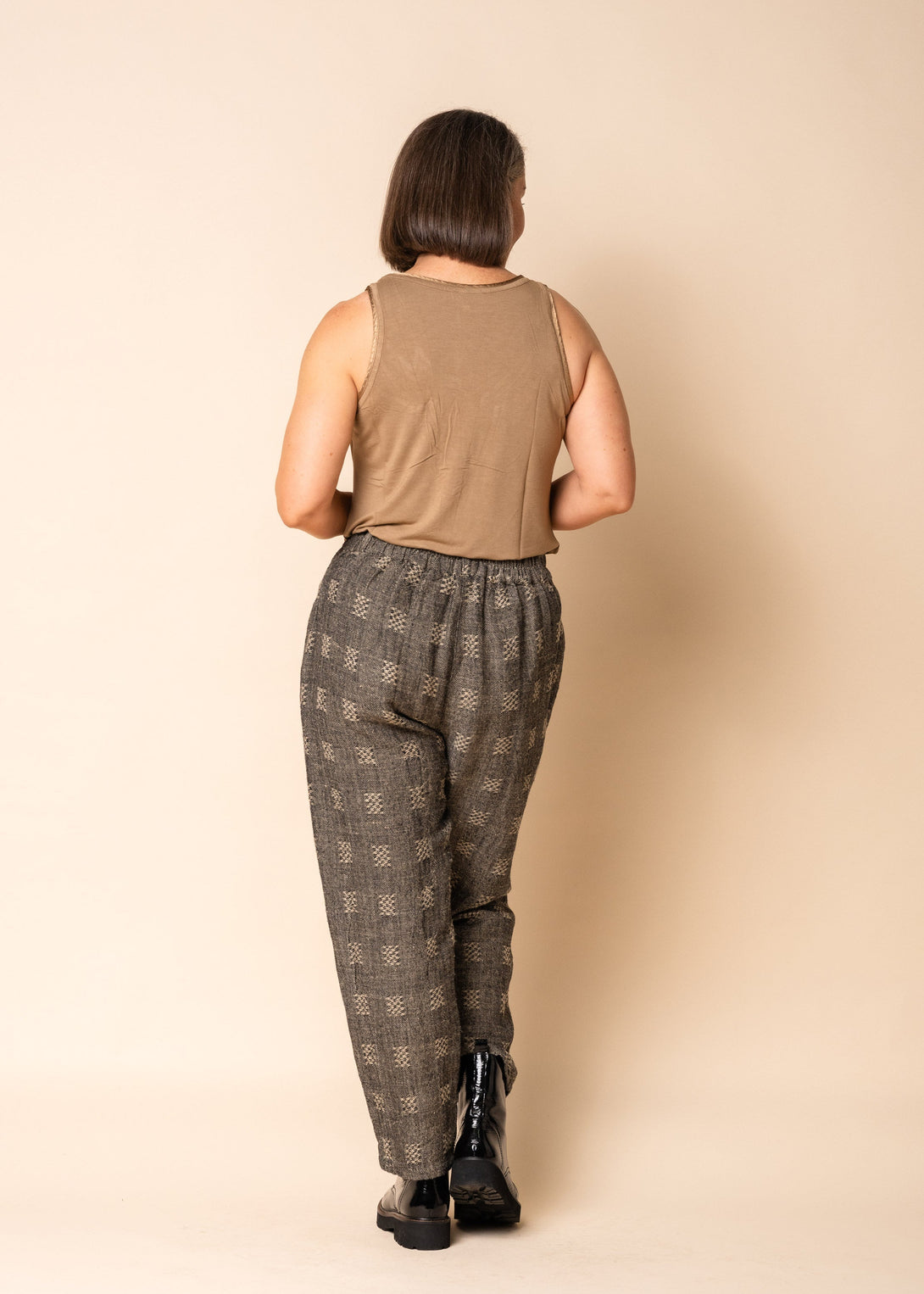 Kruze Linen Blend Pant in Onyx