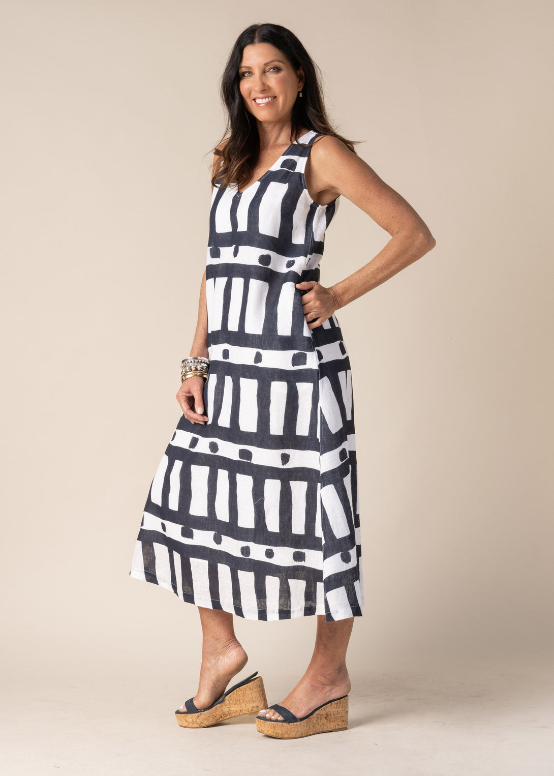 Agnitha Linen Dress in Navy