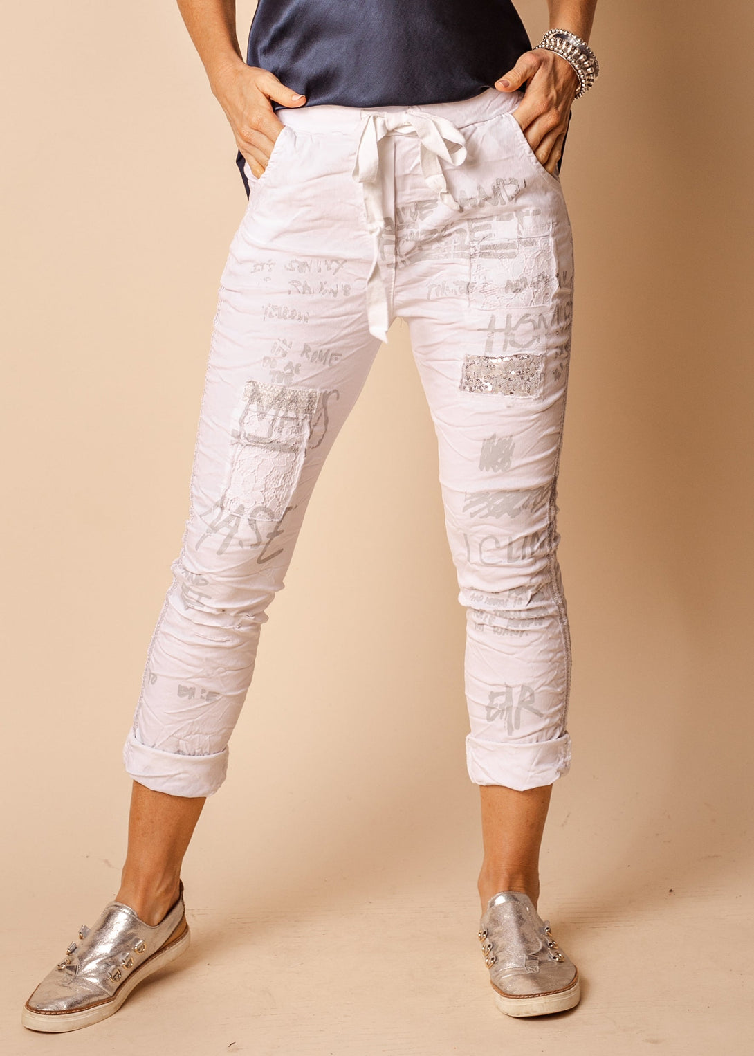 Livia Pants in White - Imagine Fashion