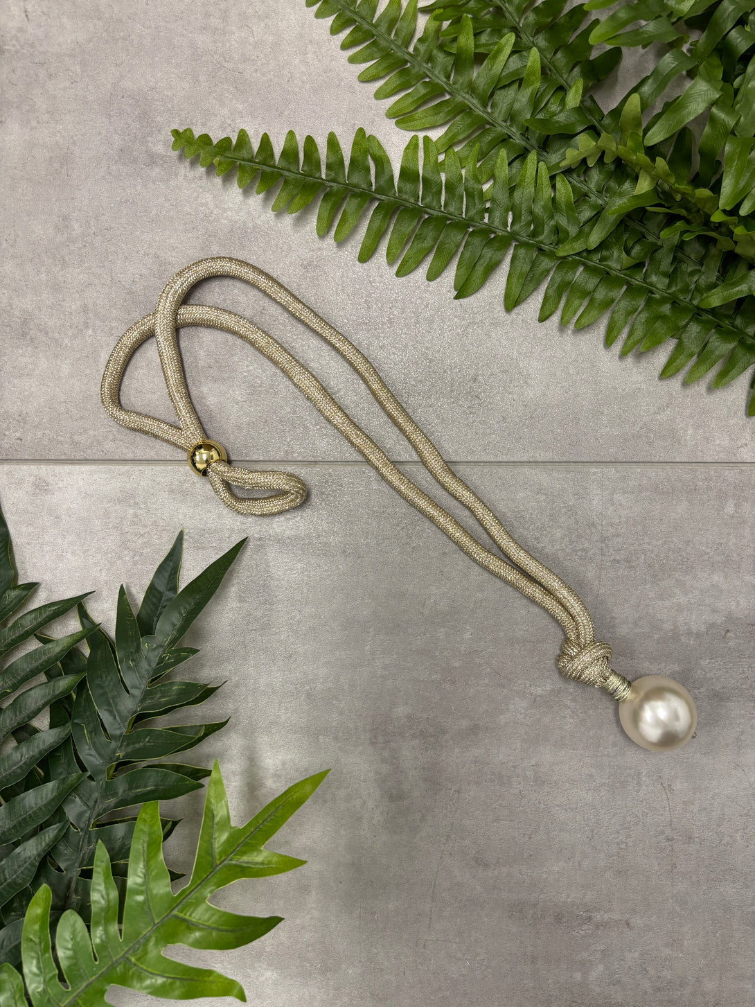 Besiana Necklace in Gold - Imagine Fashion